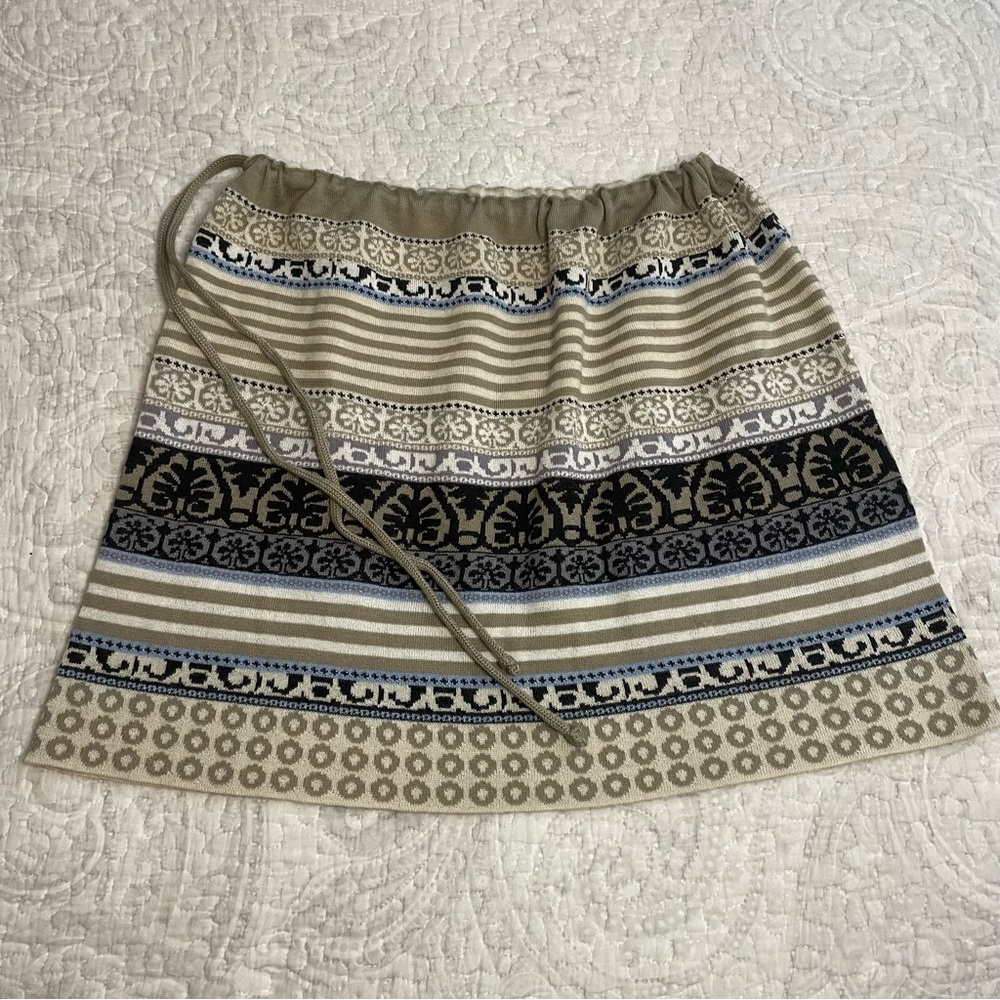 Retro Knitted Adjustable Waist Skirt in Size Large